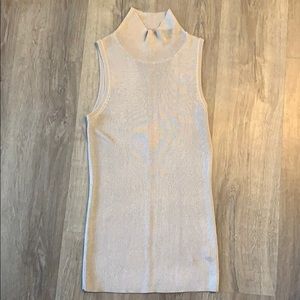 Dressy sleeveless Turtleneck top